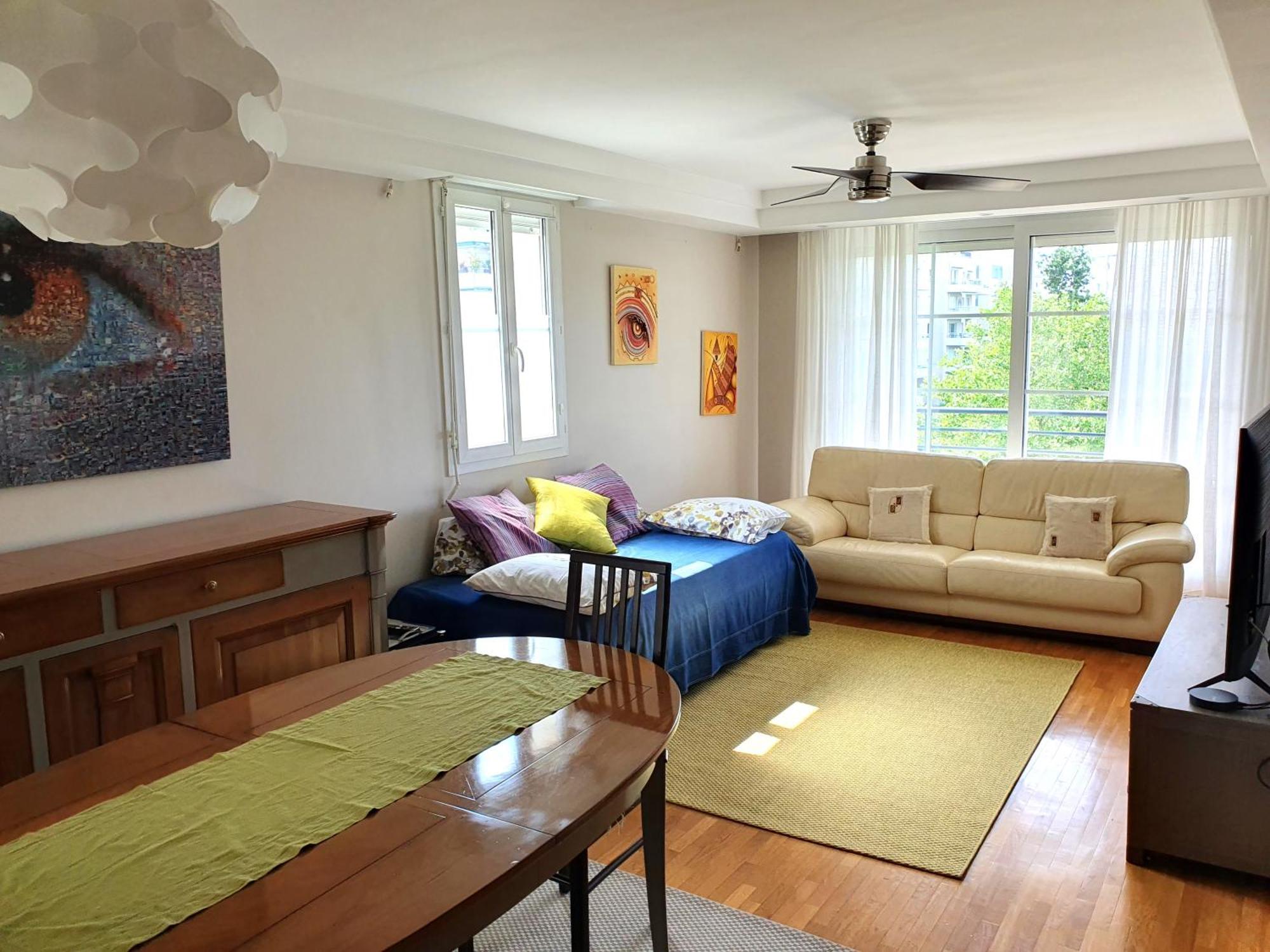 Appartement Residentiel Au Vert Et Au Frais Montigny-le-Bretonneux Exteriör bild